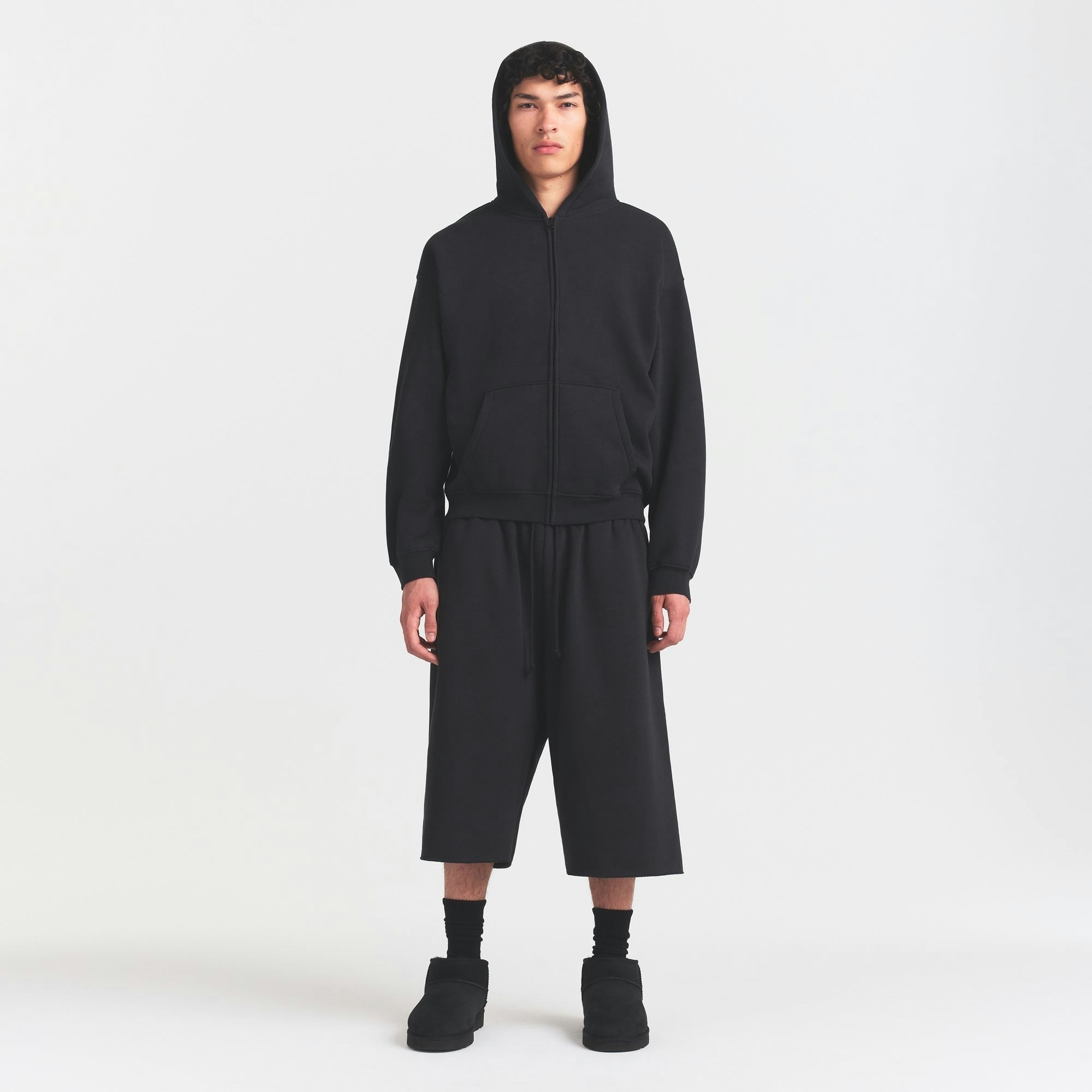 MENS RELAXED LONG SHORT
