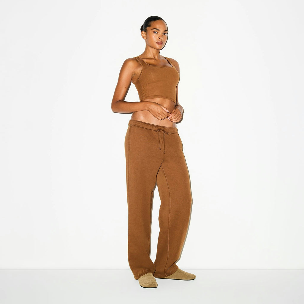 CLASSIC STRAIGHT LEG PANT