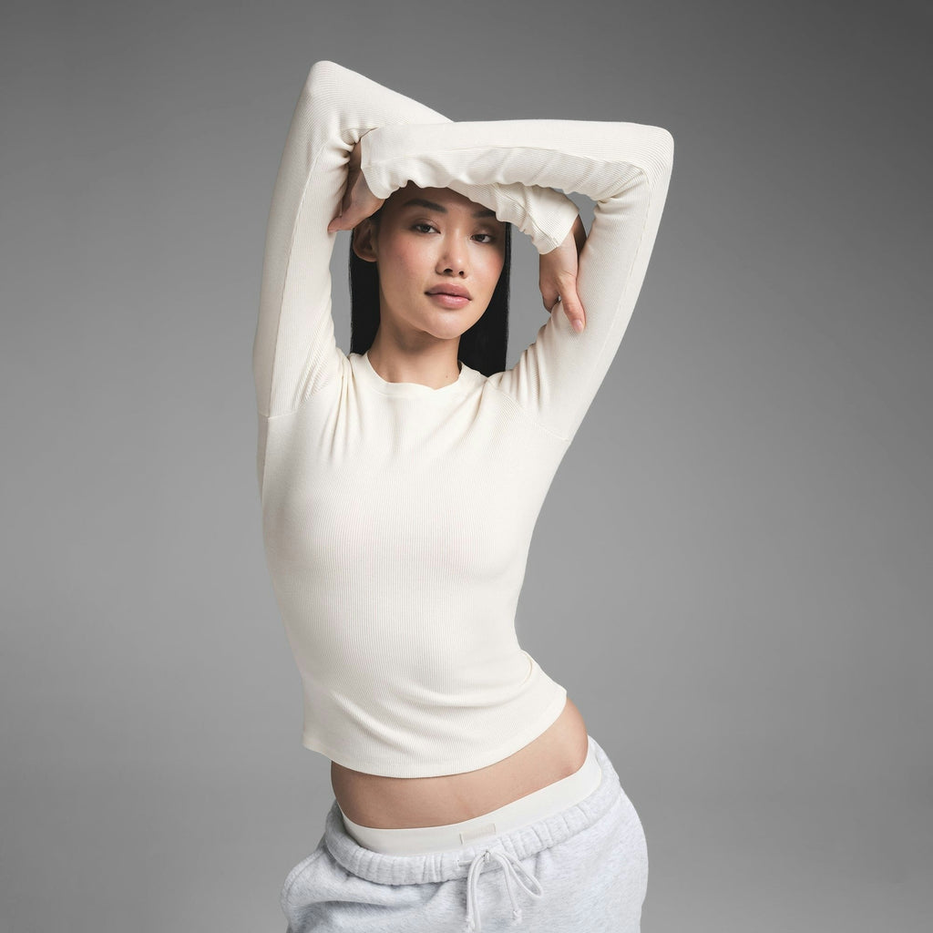 LONG SLEEVE T-SHIRT
