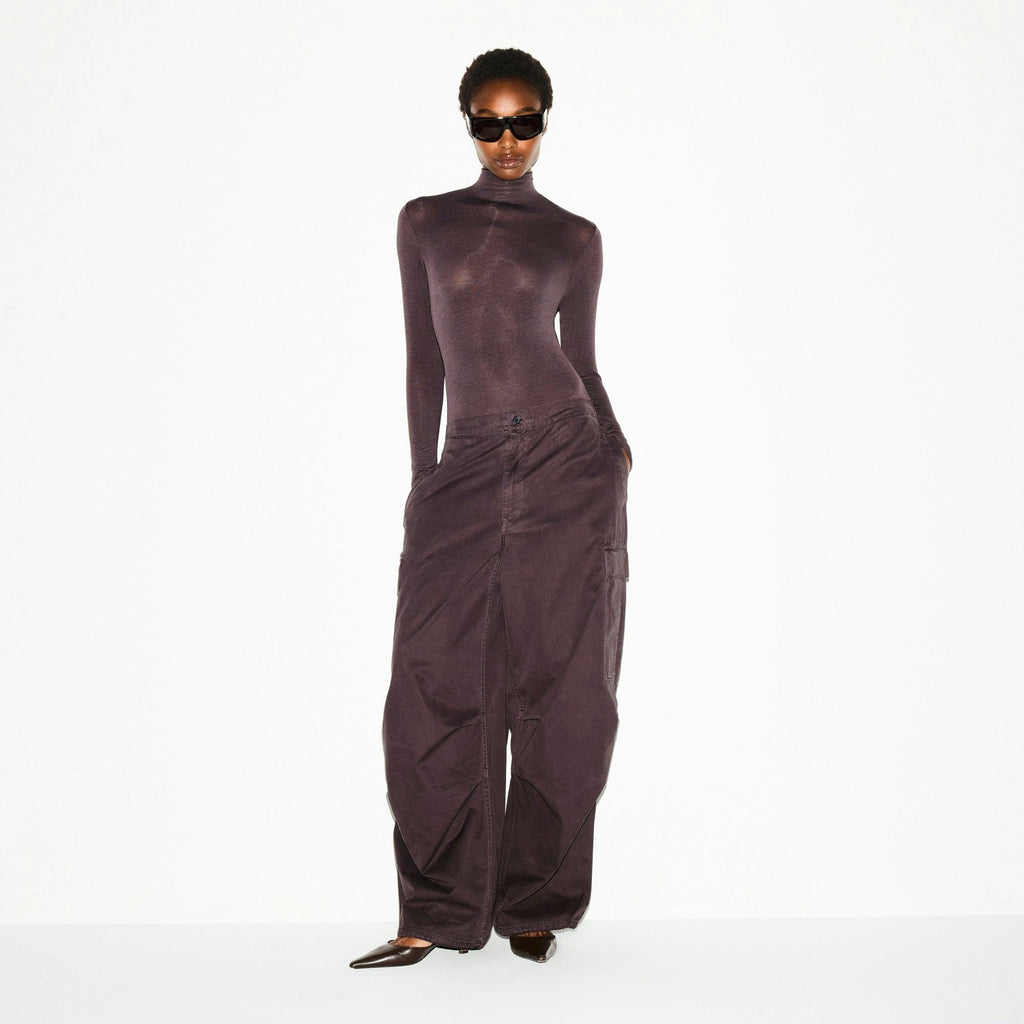 LONG SLEEVE TURTLENECK BODYSUIT