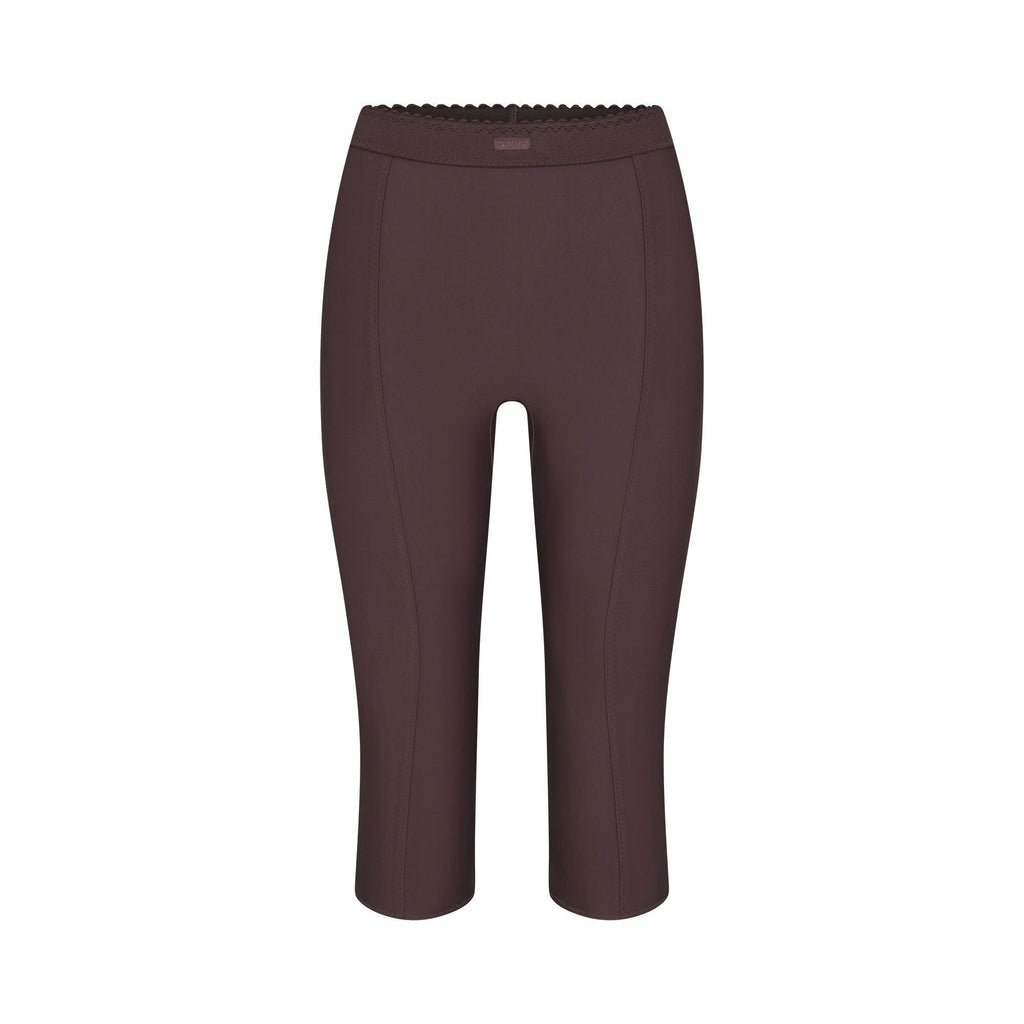 HIGH-WAISTED CAPRI