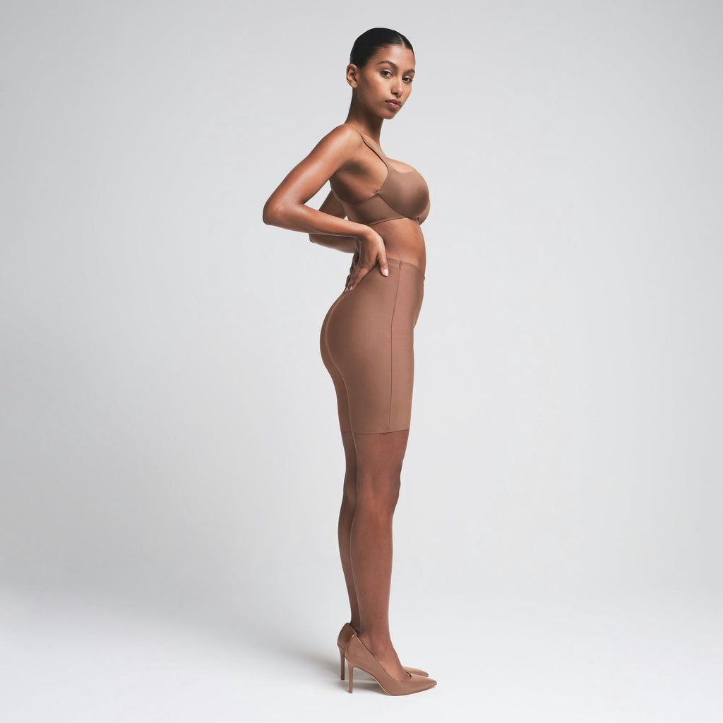 BUTT ENHANCING PADDED SHORT