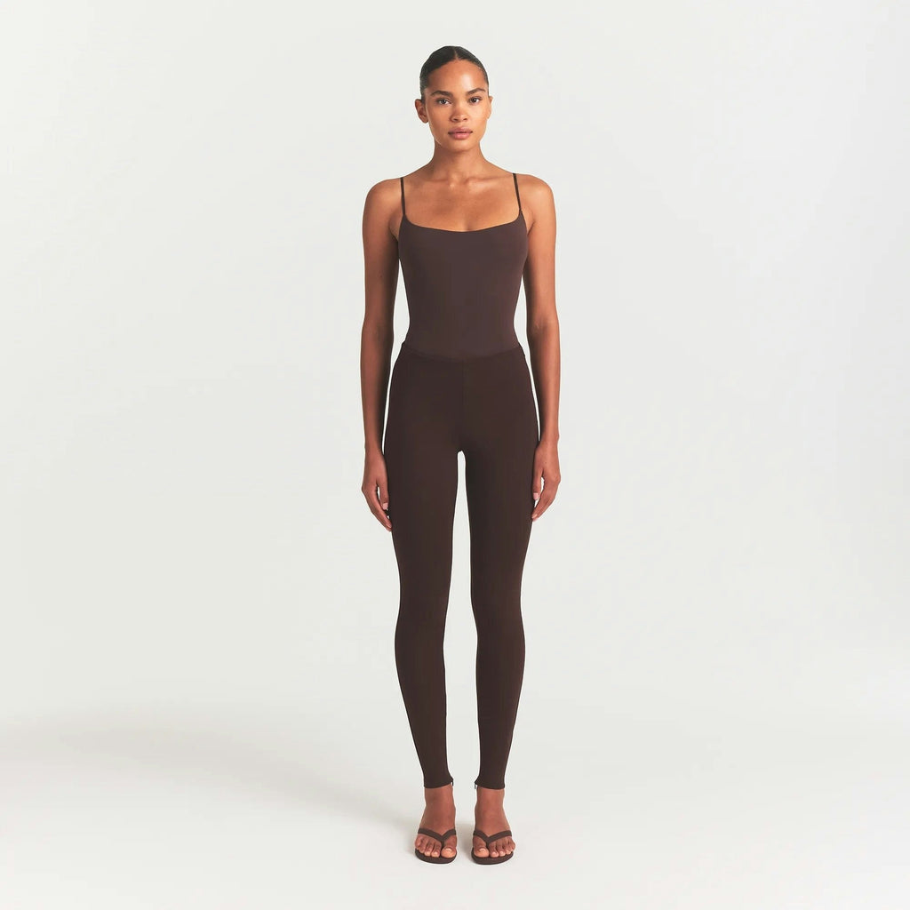 HIGH-WAISTED LEGGING