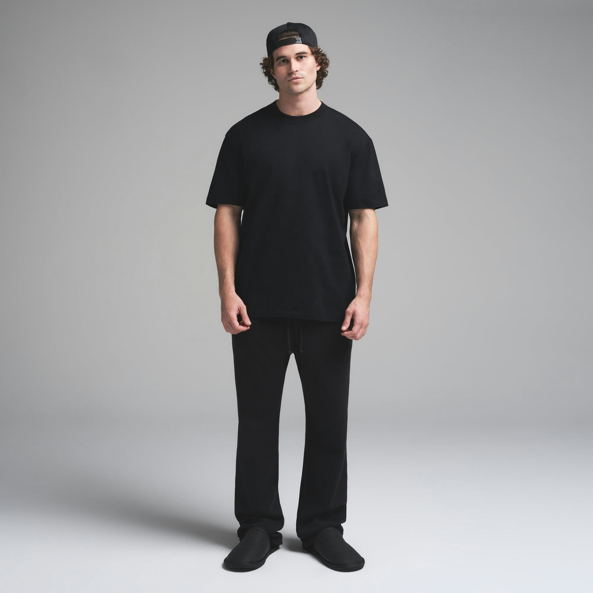 MENS RELAXED T-SHIRT