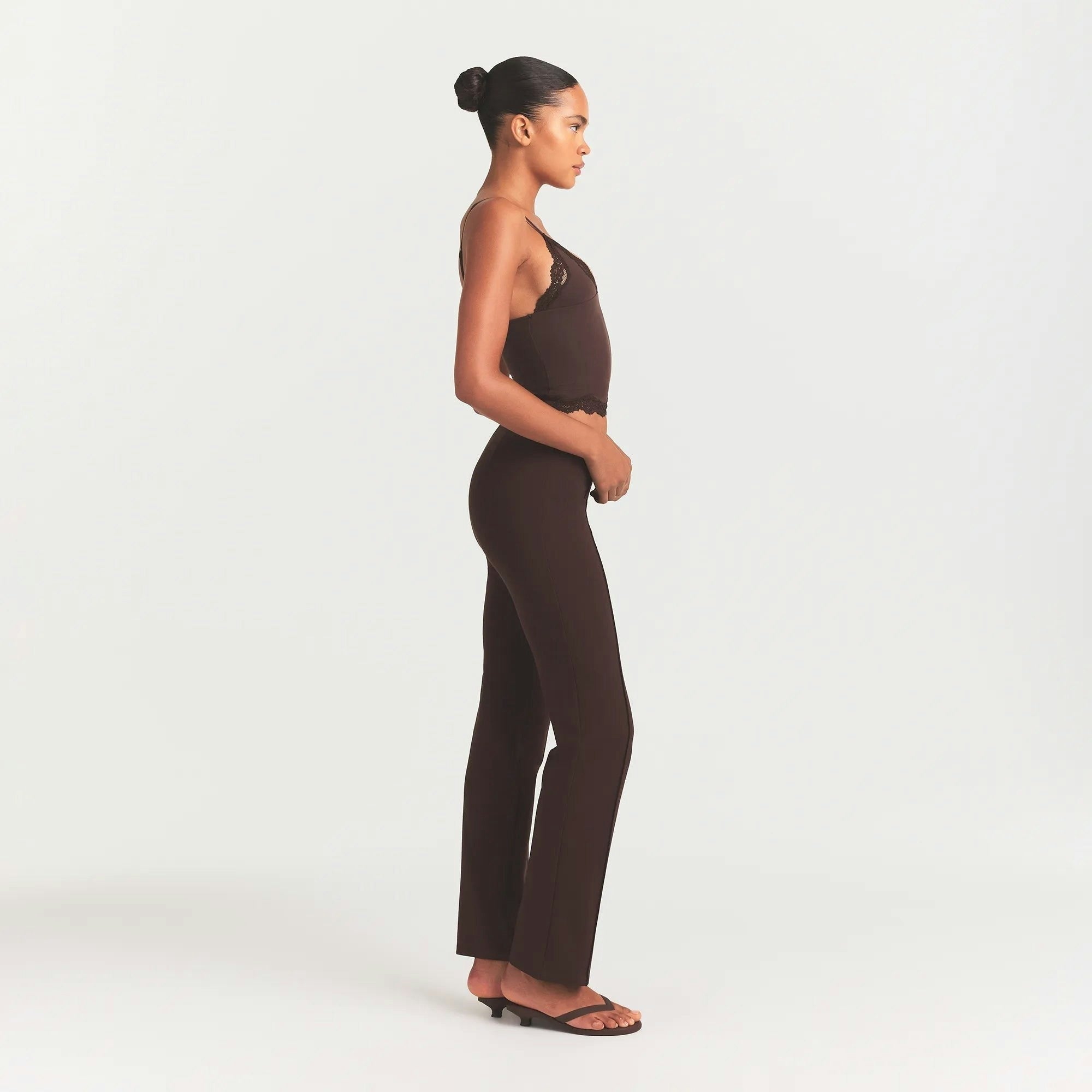 HIGH-WAISTED PINTUCK STRAIGHT PANT