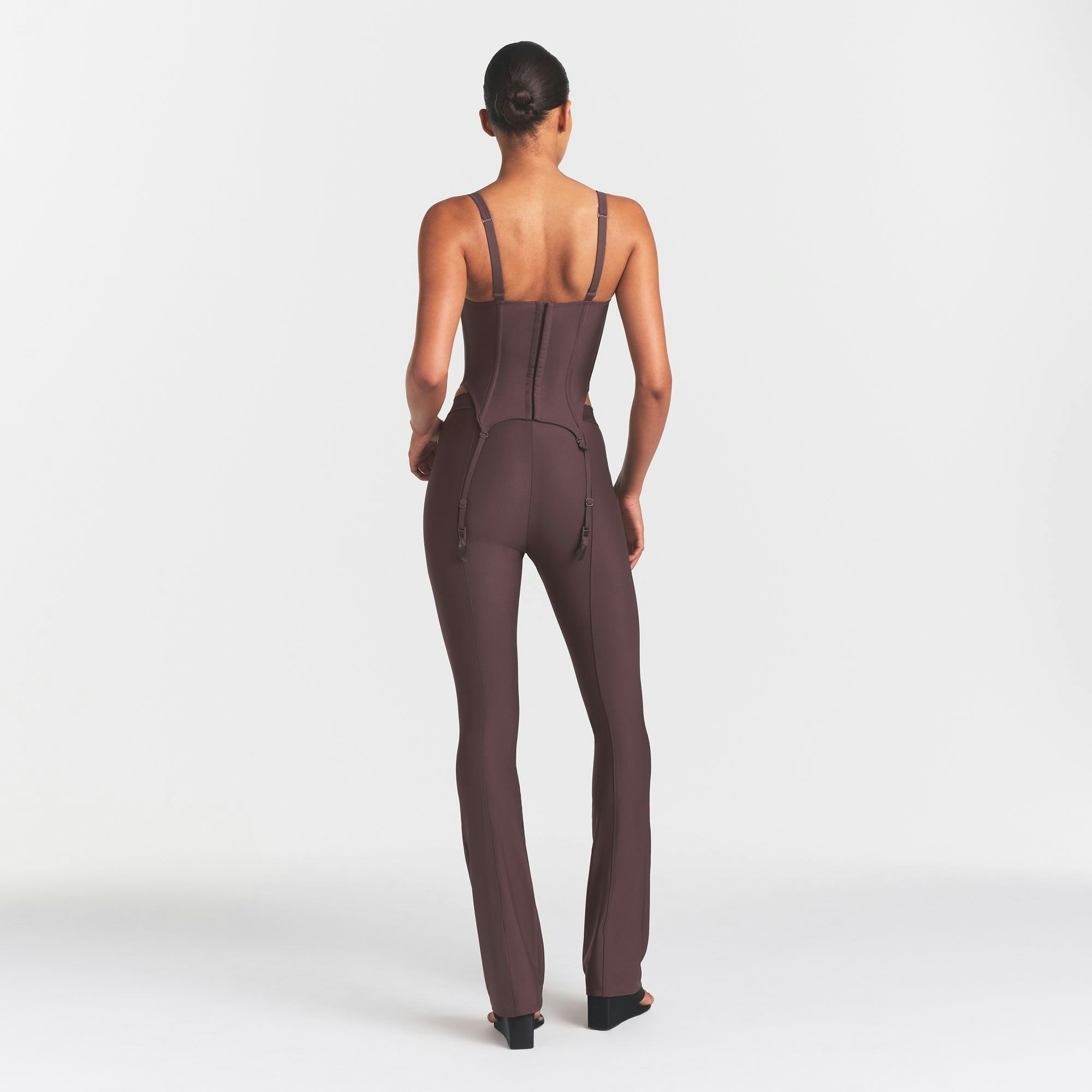 HIGH-WAISTED FLARE PANT