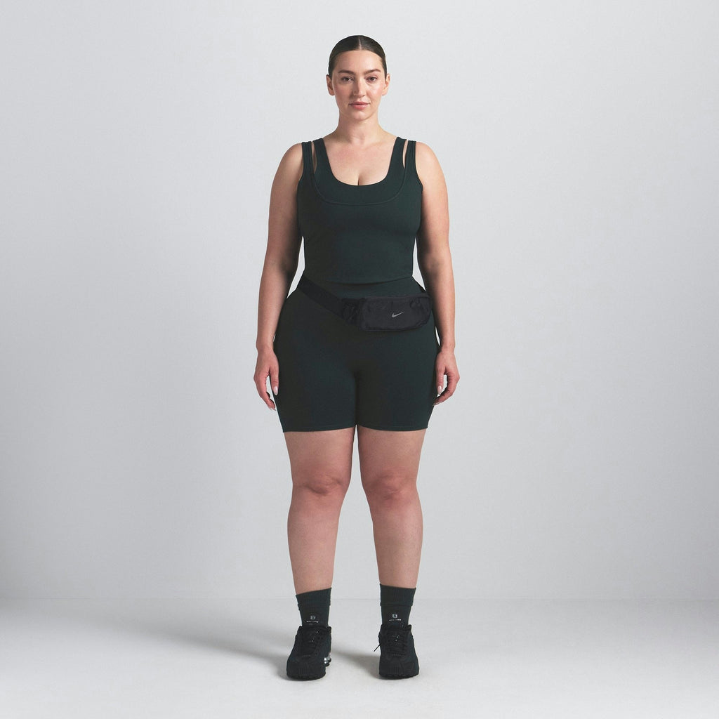 DOUBLE STRAP SCOOP TANK