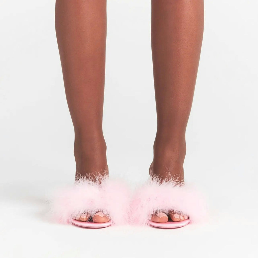FEATHER KITTEN HEEL
