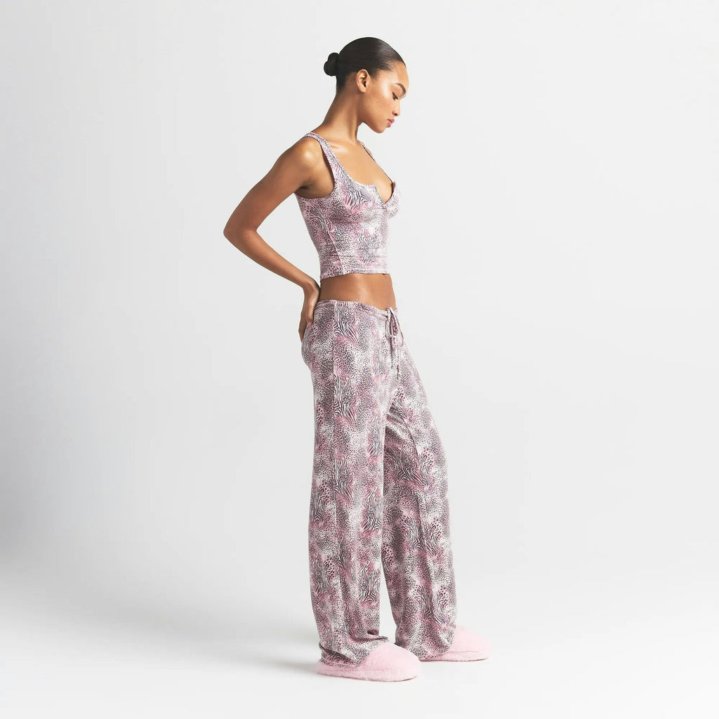 STRAIGHT LEG PANT