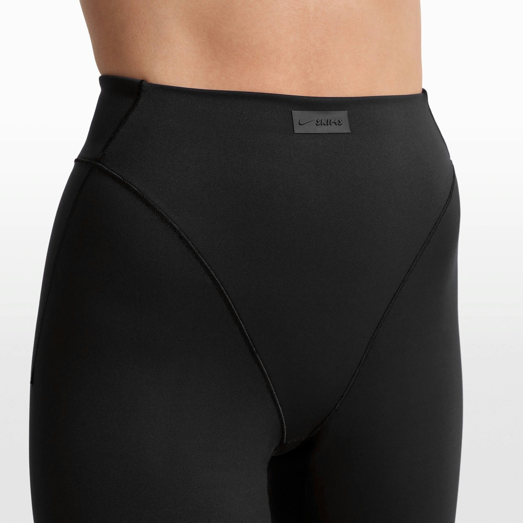 17" V-LINE CAPRI LEGGING