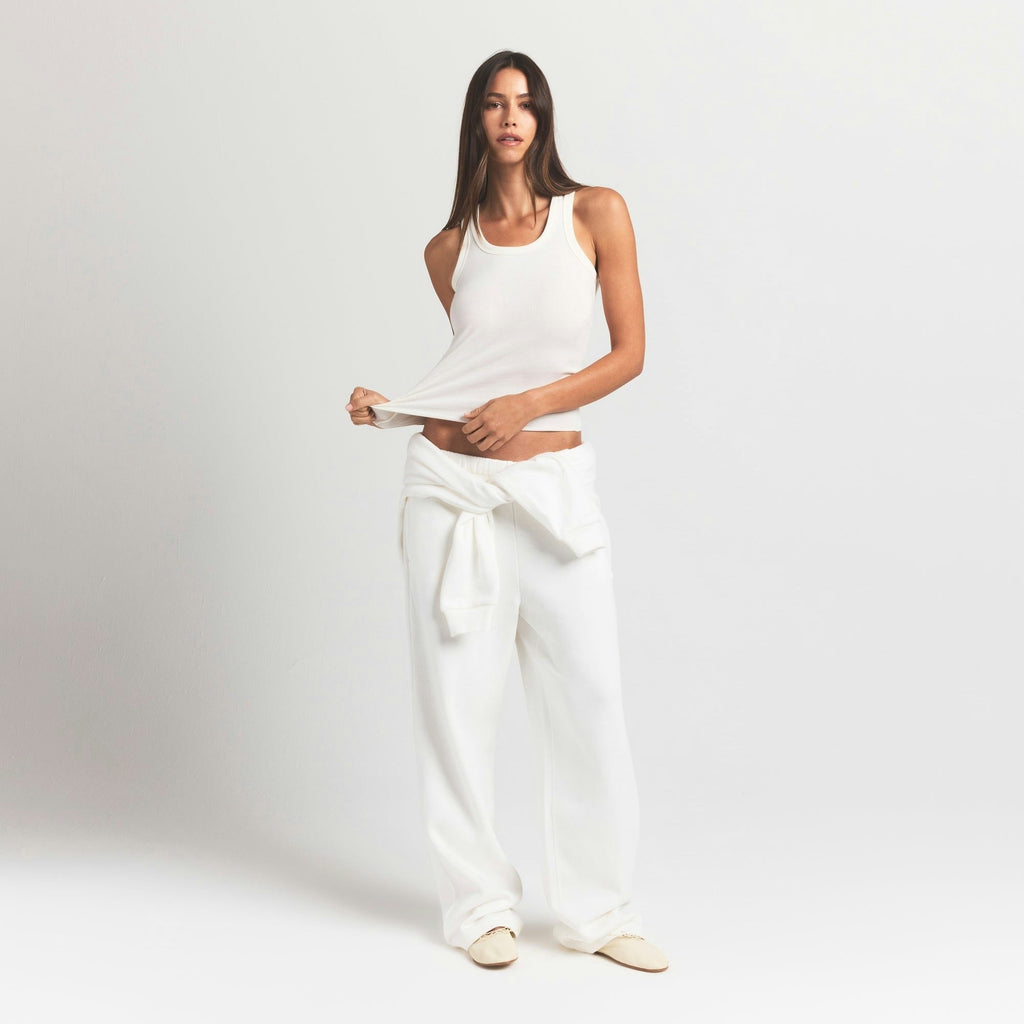 CLASSIC STRAIGHT LEG PANT