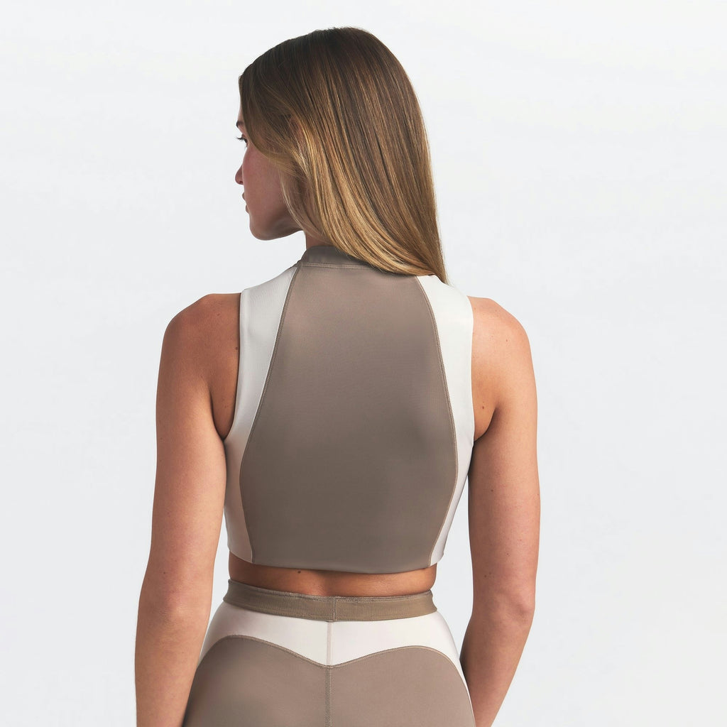 FRONT ZIP BRA