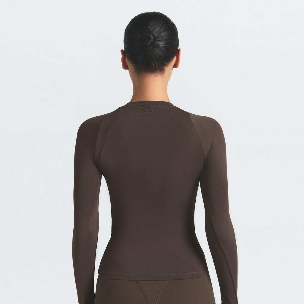 LONG SLEEVE CREW NECK TOP