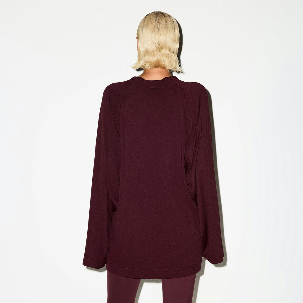 V-NECK OVERSIZED LONG SLEEVE TOP