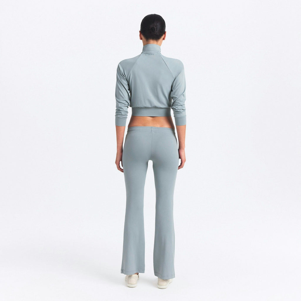 LOW RISE MINI FLARE PANT