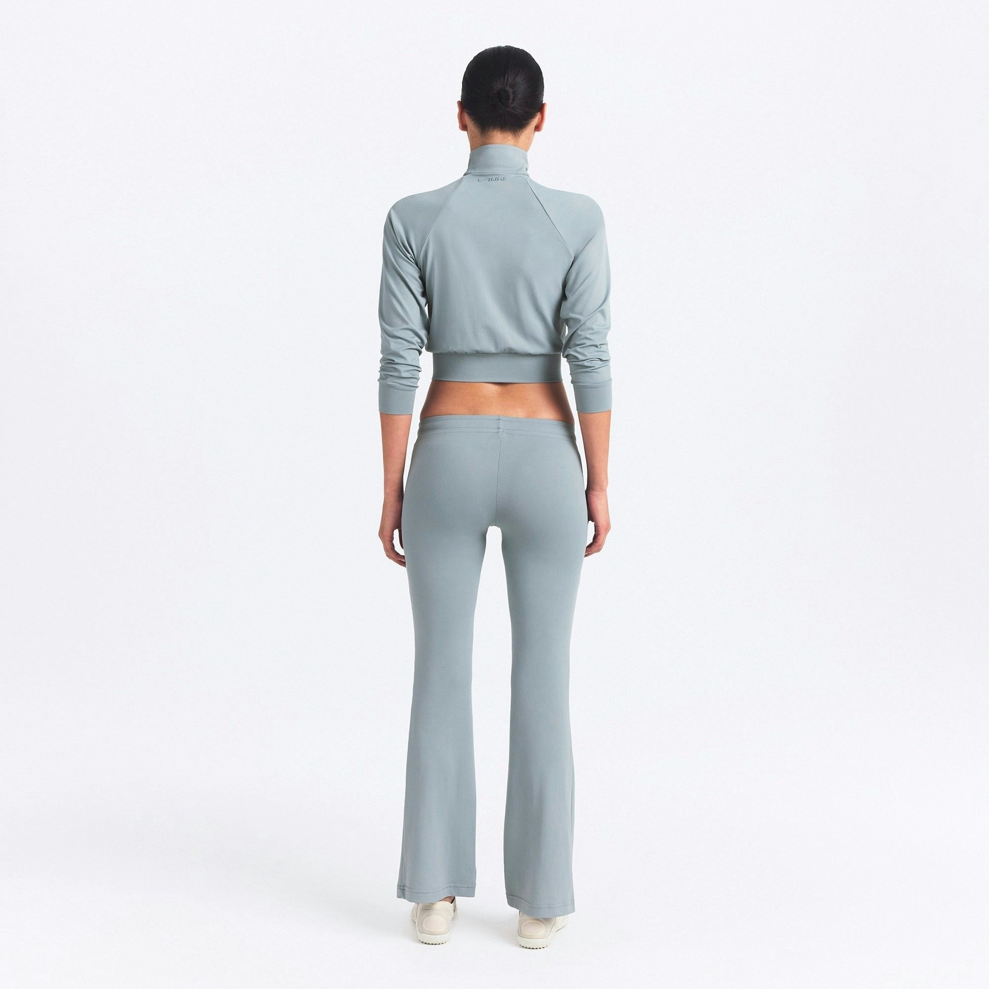 LOW RISE MINI FLARE PANT