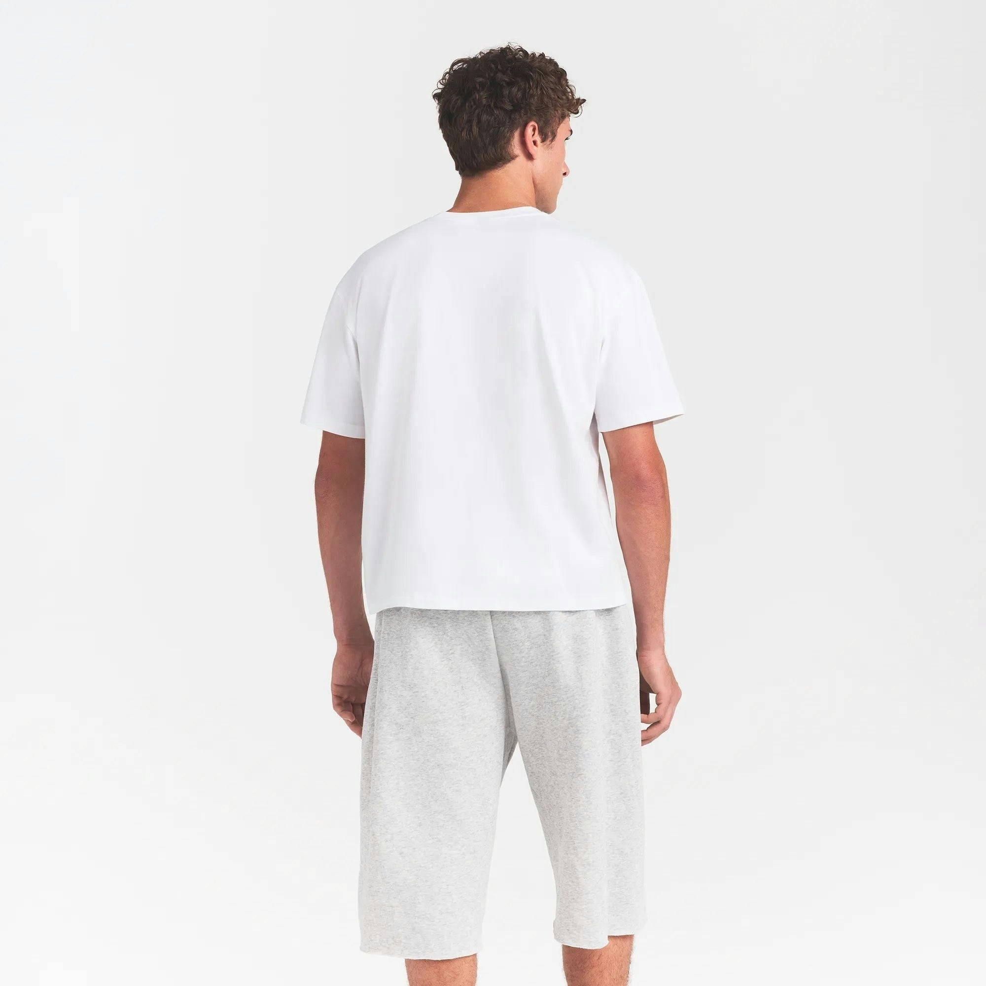 MENS RELAXED CROPPED CREWNECK