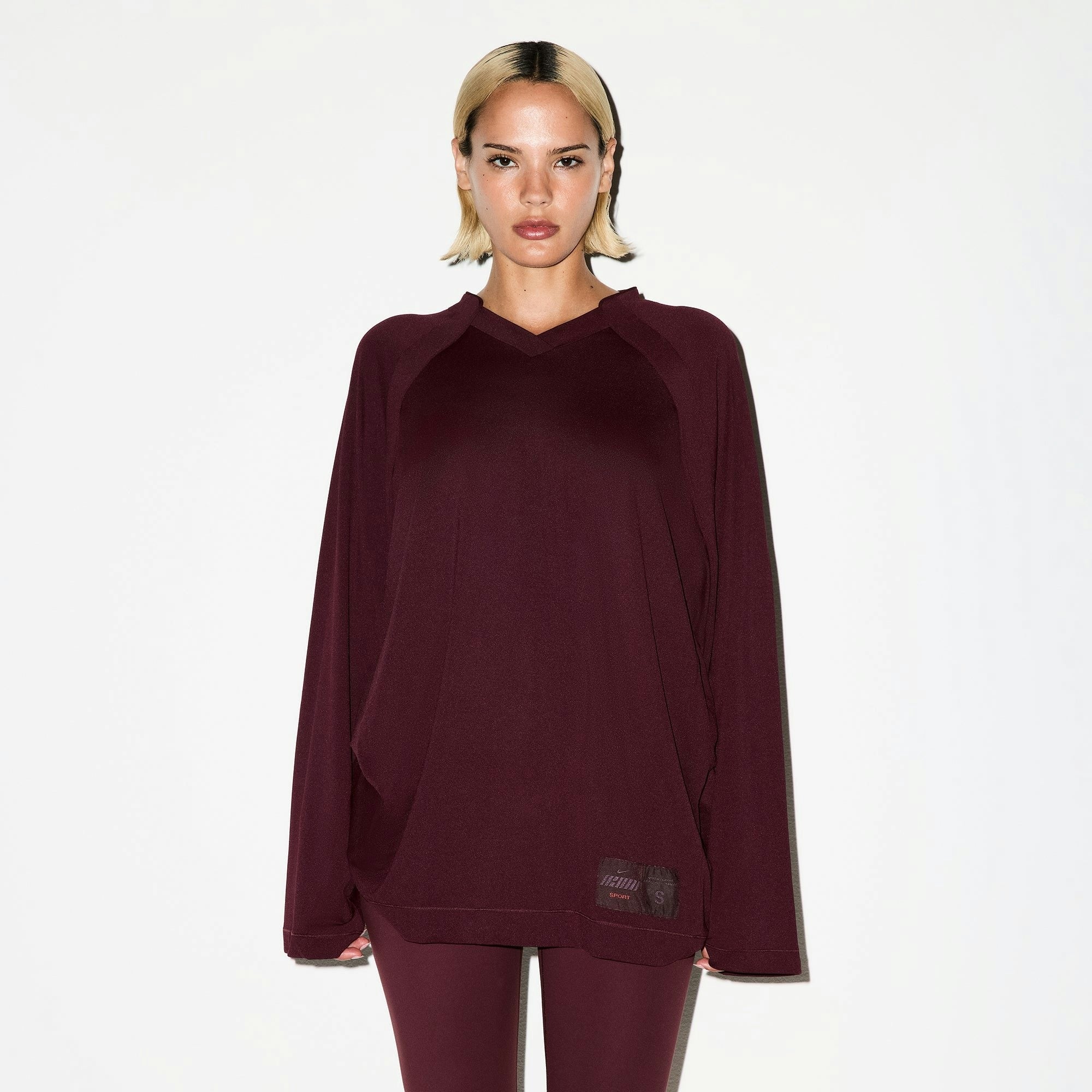 V-NECK OVERSIZED LONG SLEEVE TOP