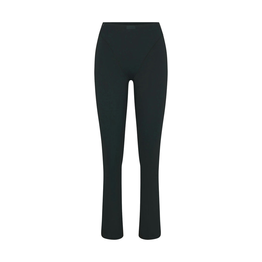 V-LINE 39" STRAIGHT LEGGING