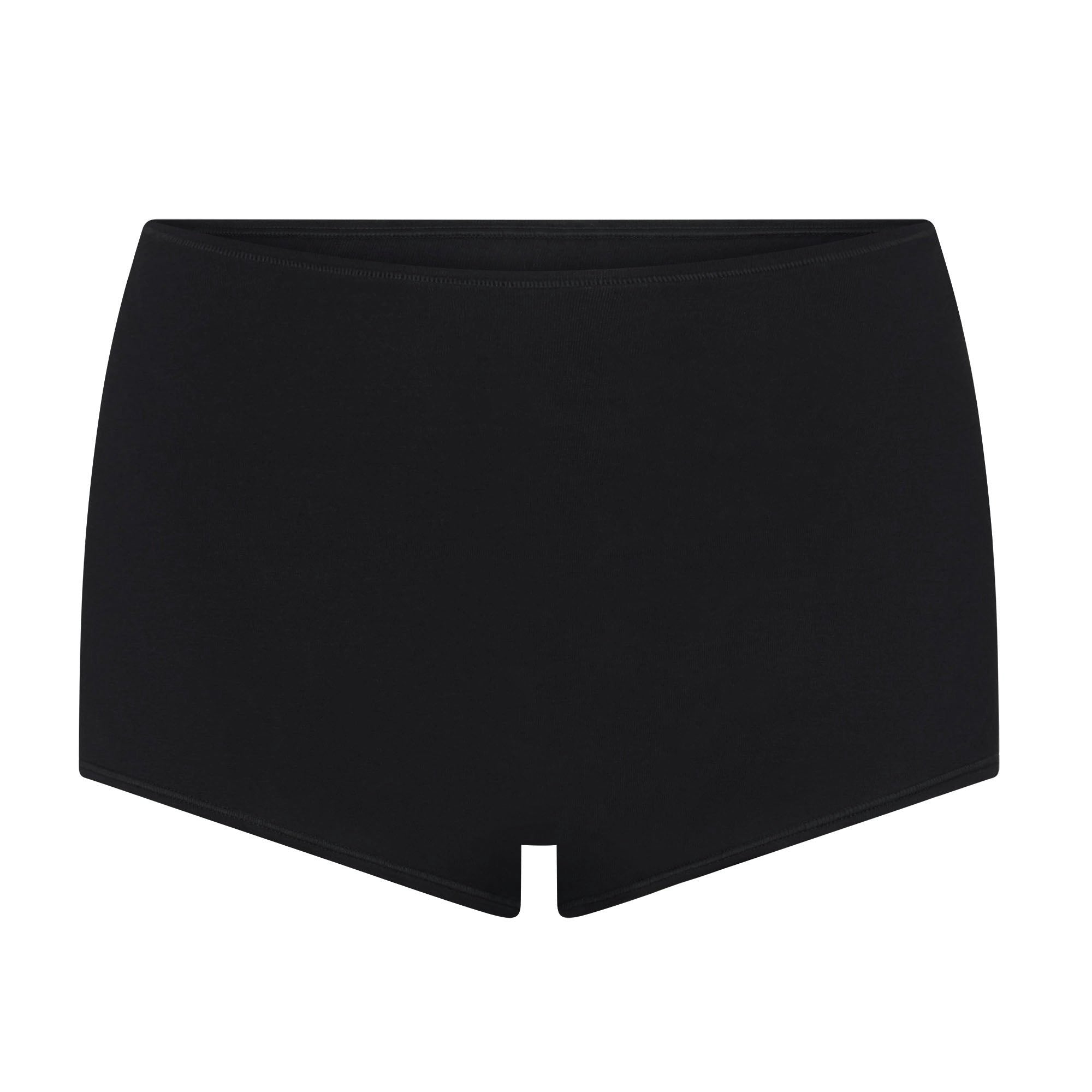 BOY SHORT
