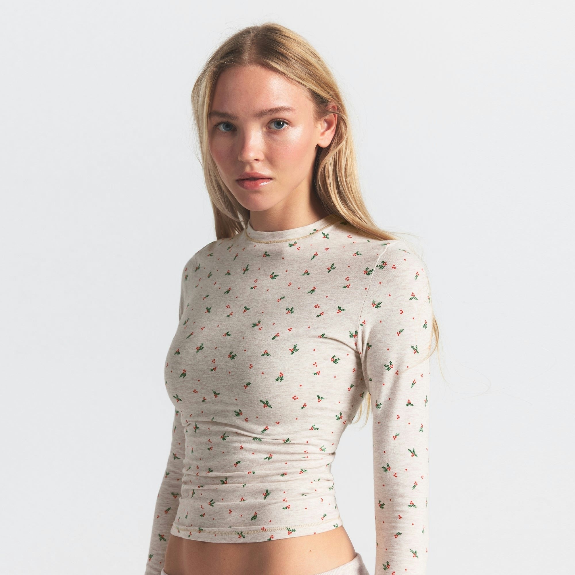 LONG SLEEVE T-SHIRT