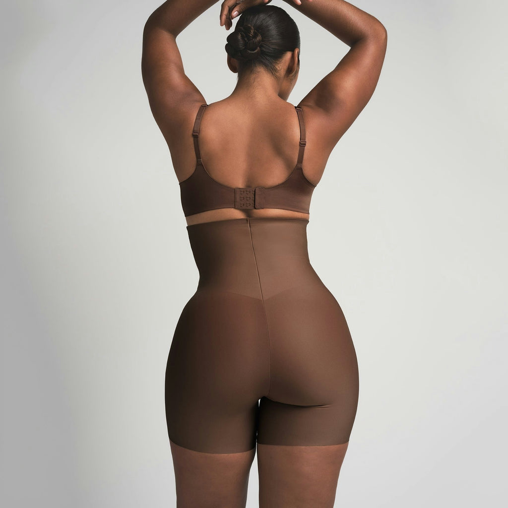 CORE SCULPT HIGH-WAISTED SHORT