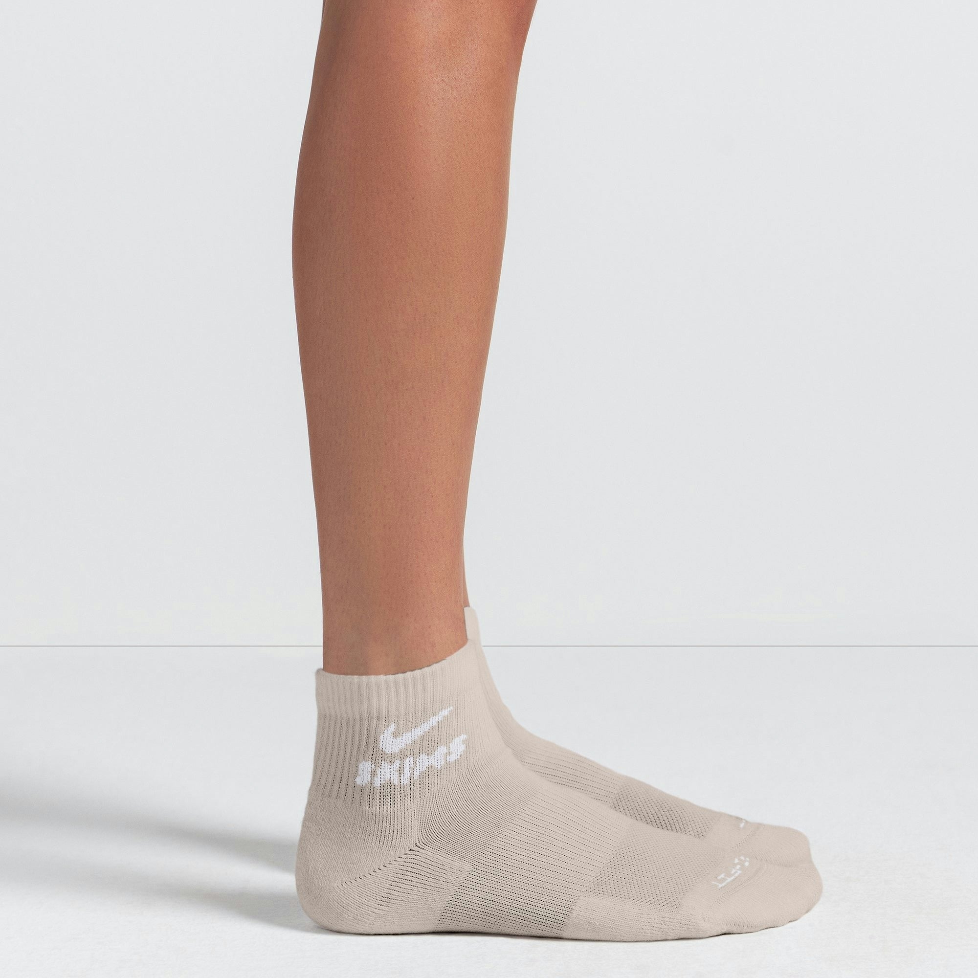 DRI-FITâ¢ QUARTER CREW SOCK 3-PACK