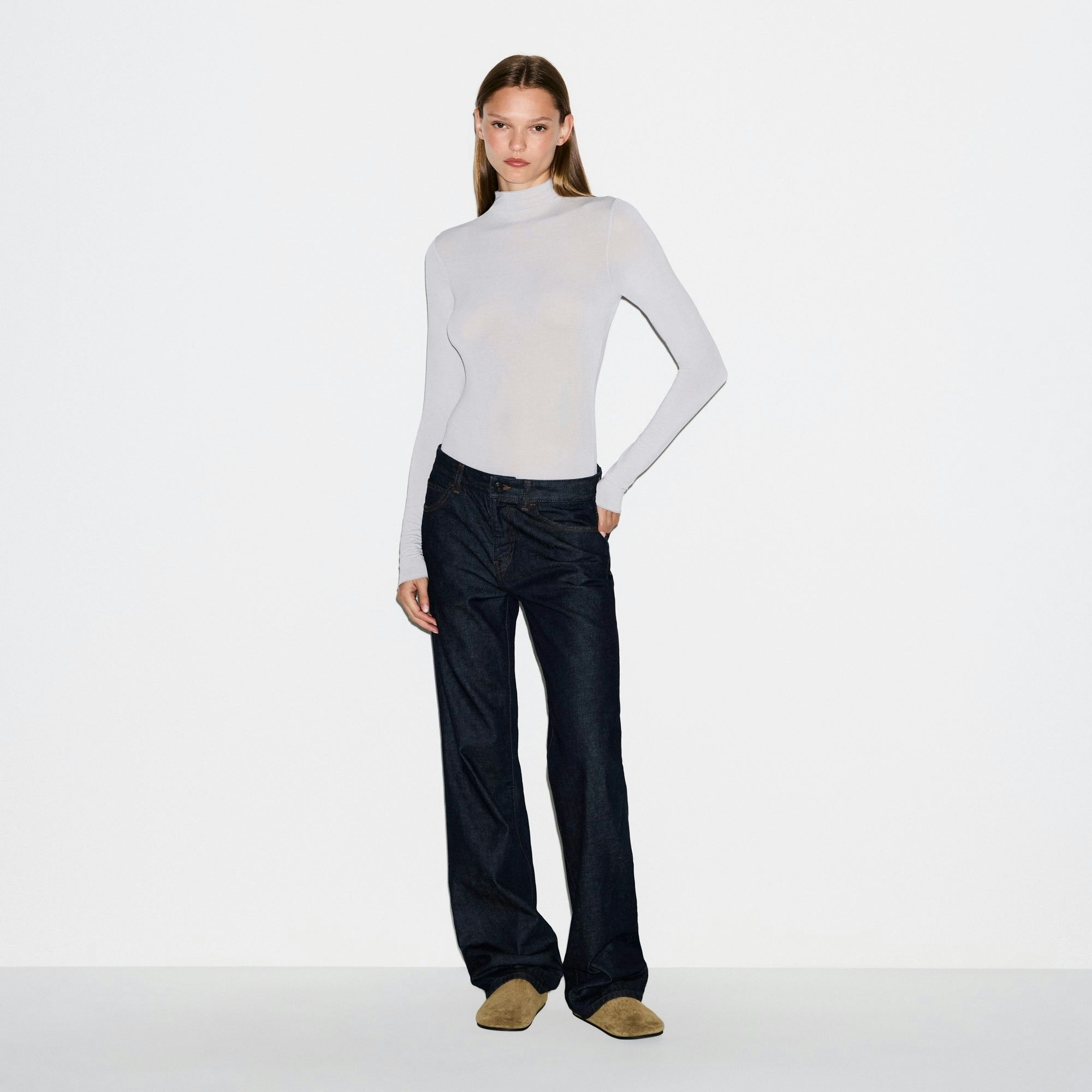LONG SLEEVE TURTLENECK BODYSUIT