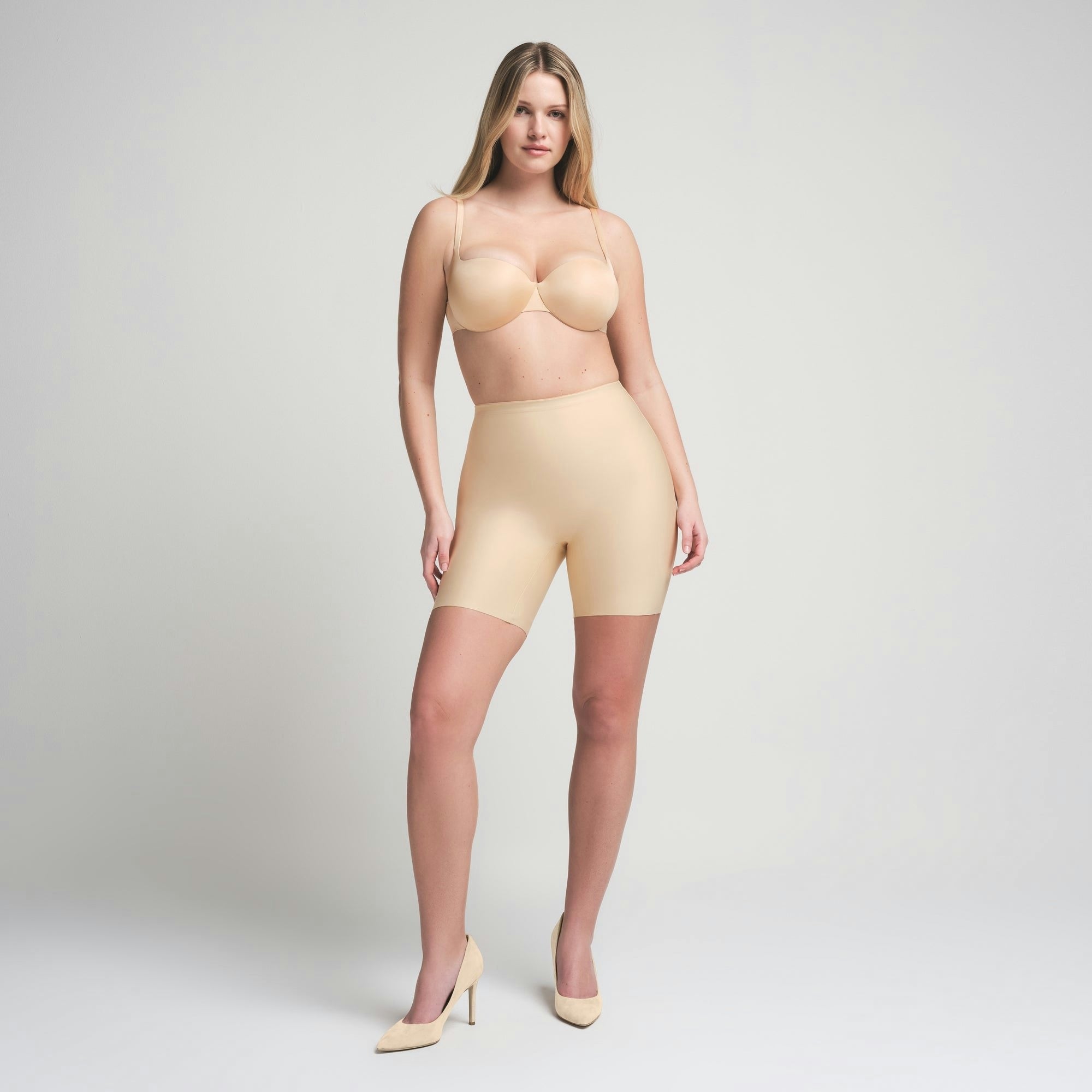 BUTT ENHANCING PADDED SHORT
