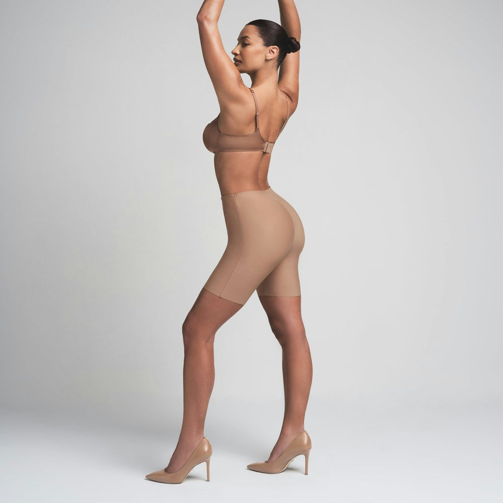 BUTT ENHANCING PADDED SHORT
