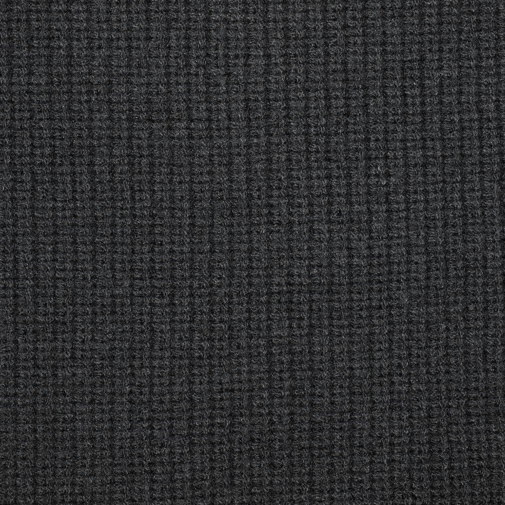 RIBBED LONG SLEEVE FITTED CREW NECK